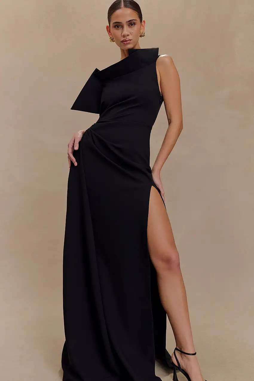 Adalyn One Shoulder Crepe Maxi Dress - Black