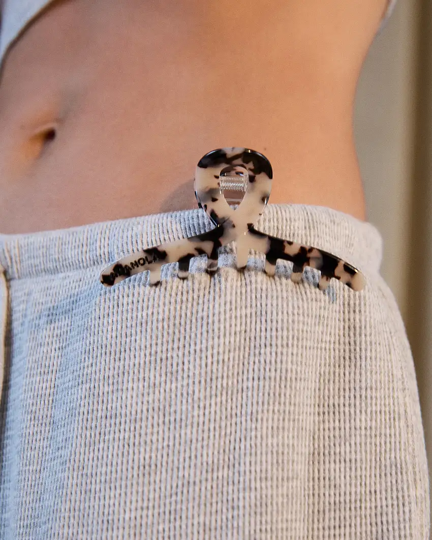 Tortoise Hair Clip - Brown