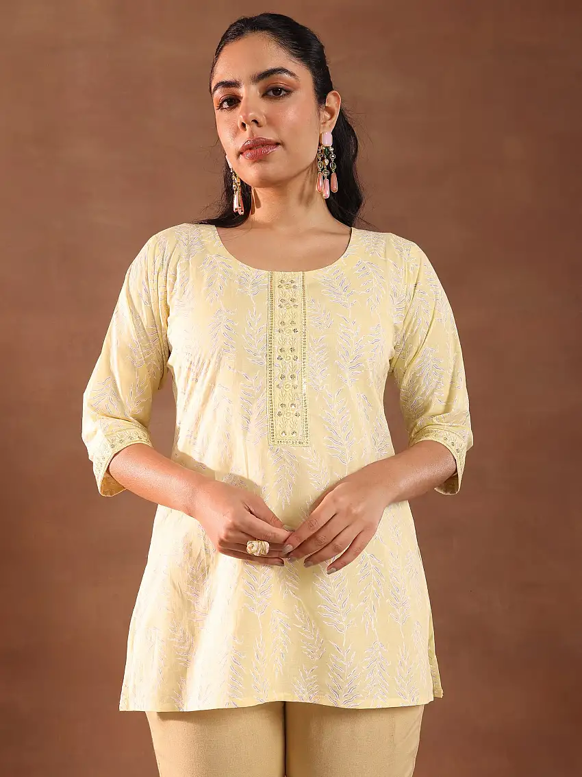 Yellow Printed Cotton Straight Kurti