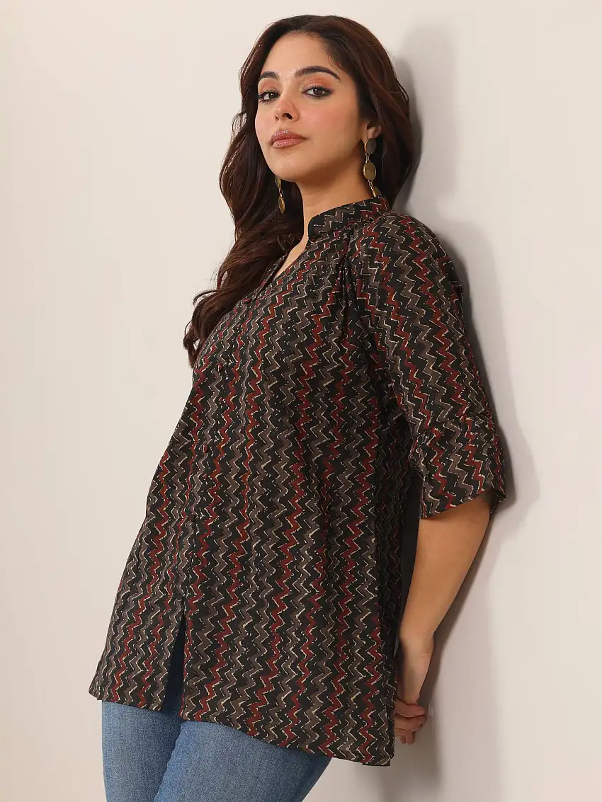 Black Printed Cotton Straight Short Kurti