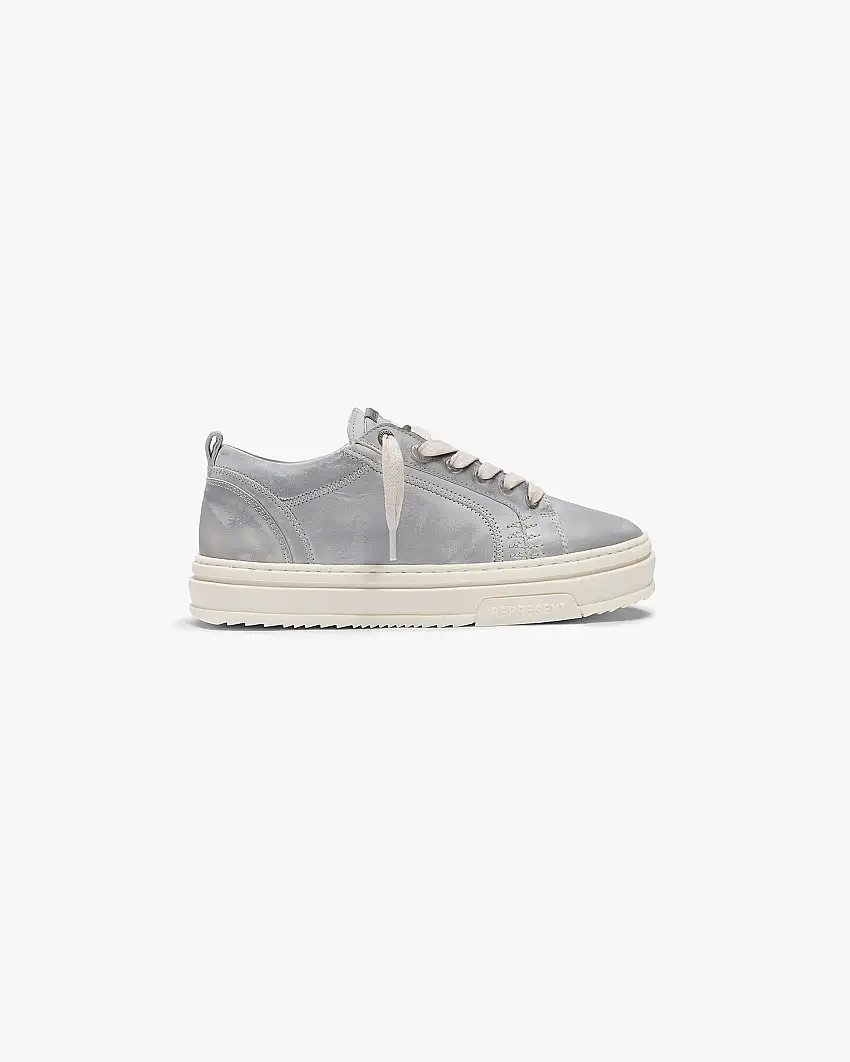 HTN Low Distressed - Light Grey