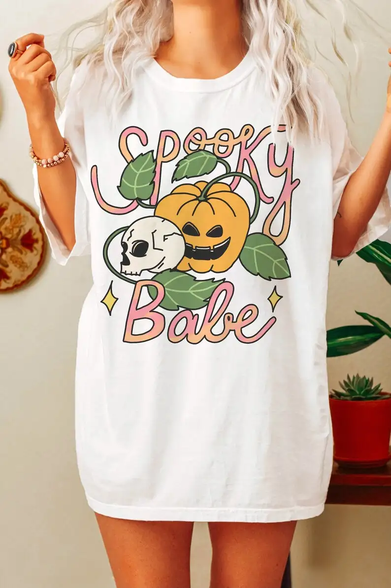Spooky Babe' Halloween T-shirt