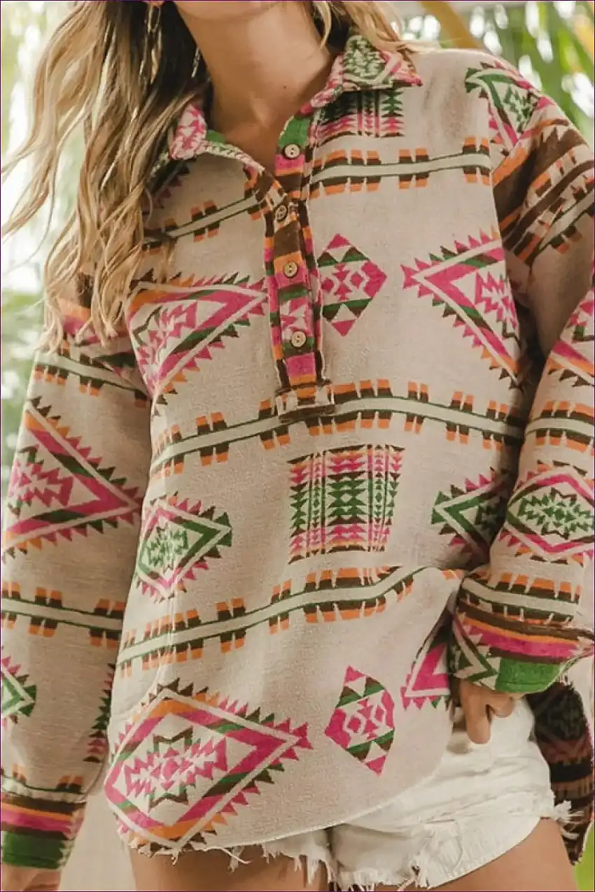 Boho Aztec-Print Pullover – Relaxed & Vibrant